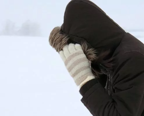 Stimmungsschwankungen gehören meistens zu einer Winterdepression